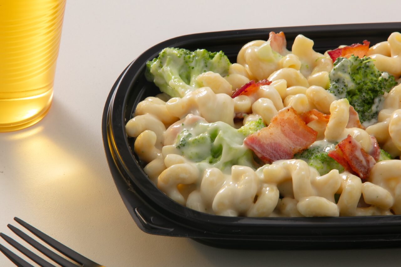 K-12 Broccoli & Bacon Mac & Cheese - Gordon Food Service